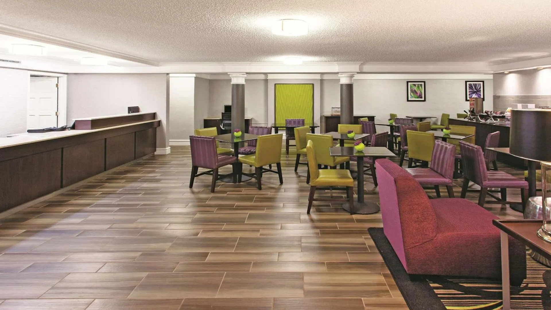 Where to Stay Near Fresno Surgery Center: 10 Business Hotels