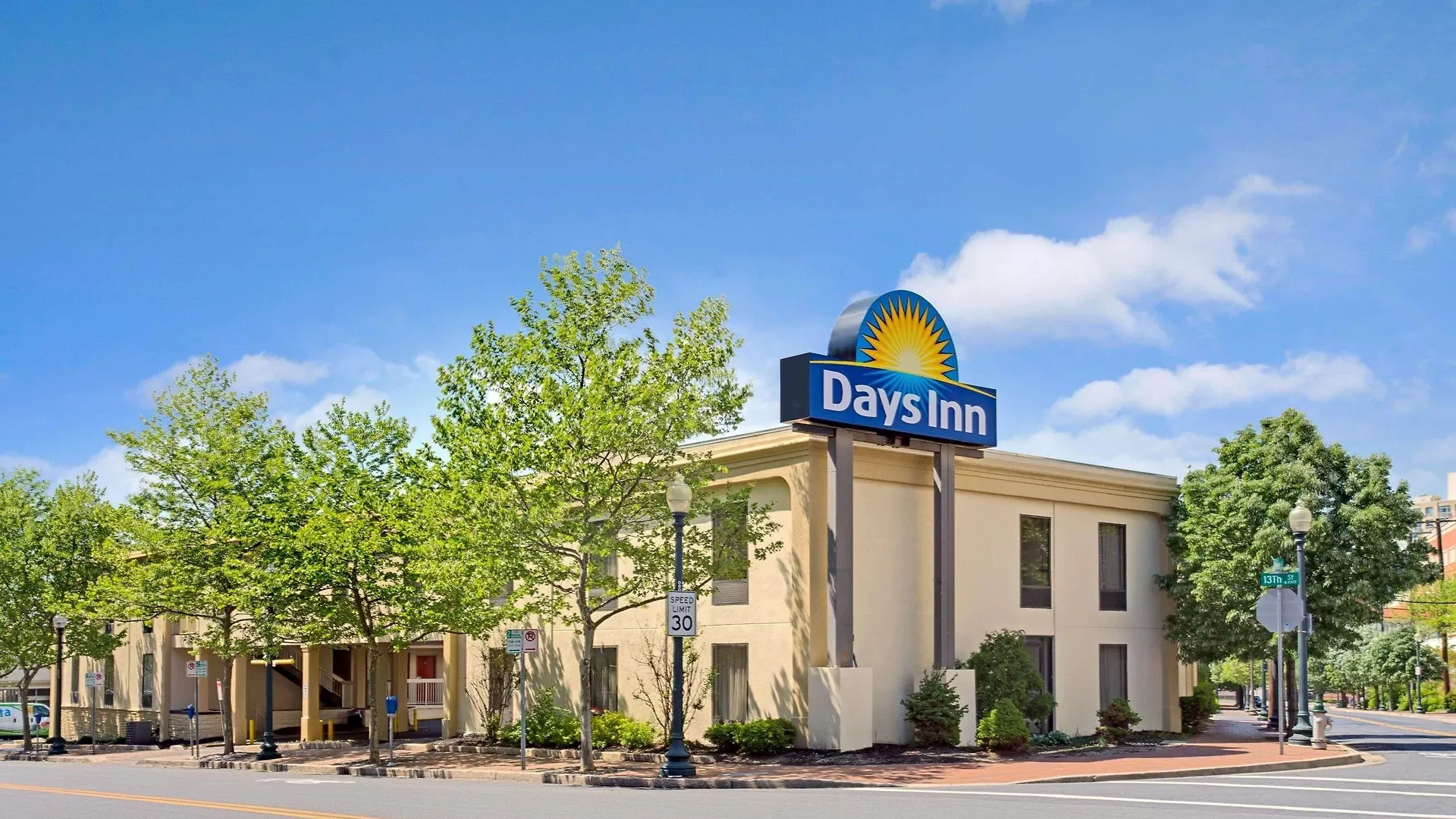 Where to Stay Near Bruce-Monroe: 4 Budget Hotels Reviewed