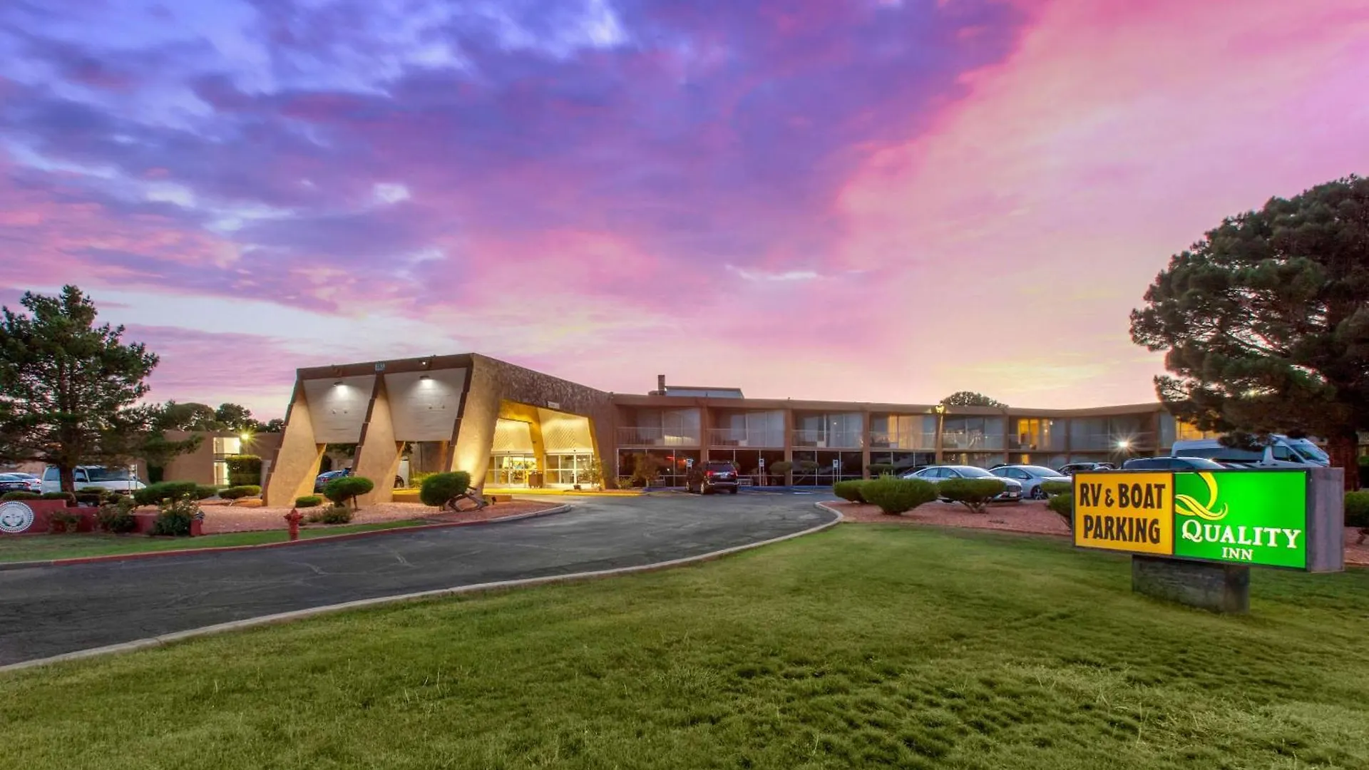 6 Budget-Friendly 2-Star Hotels in Glen Canyon Worth Booking