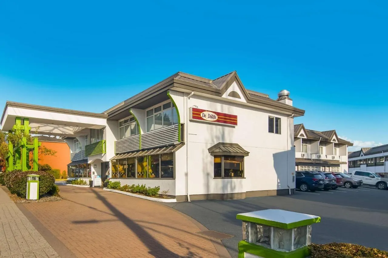 6 Highly Rated Vancouver Hotels Close to Granville Island