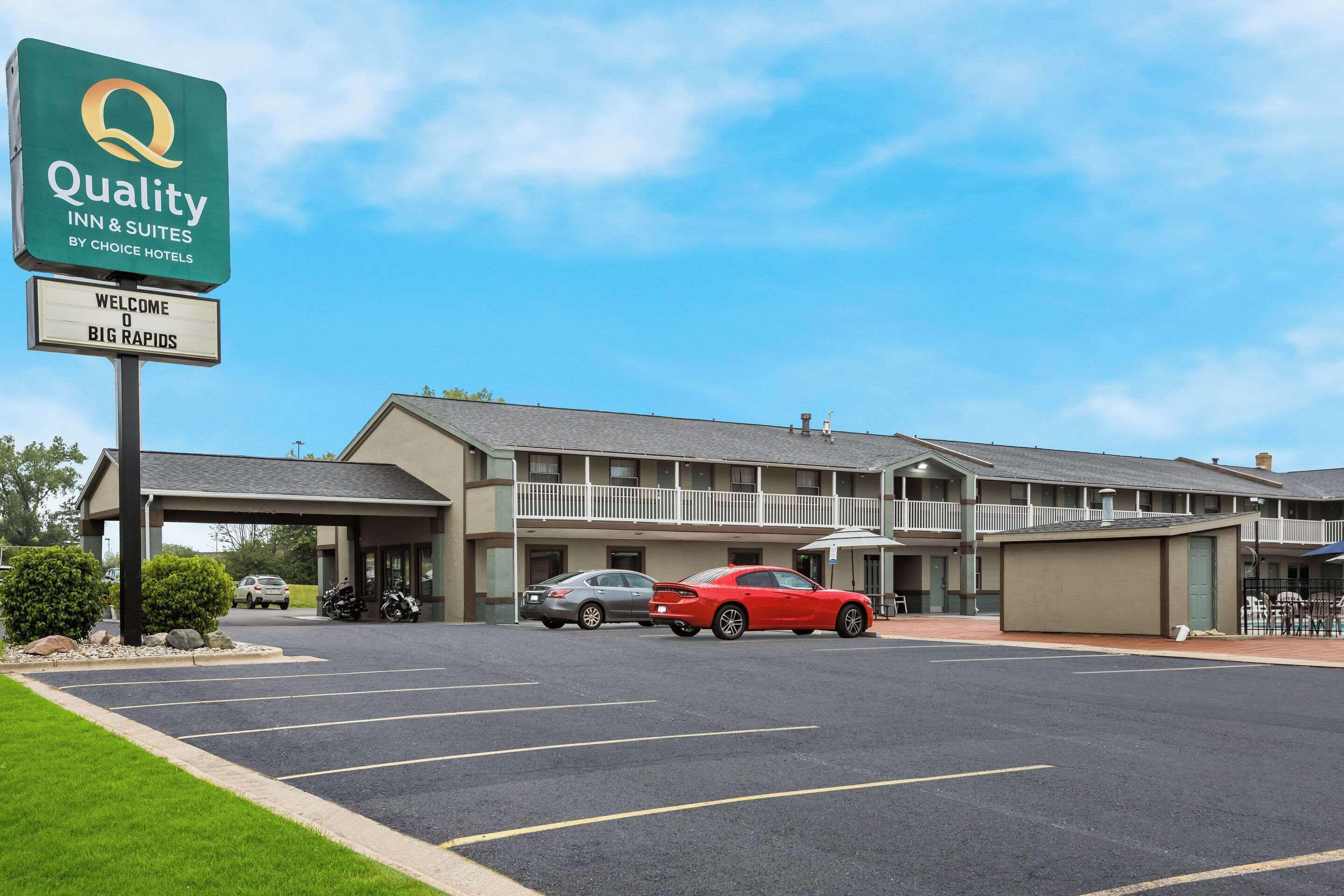 Where to Stay for Work in Michigan: 15 Best Business Hotels